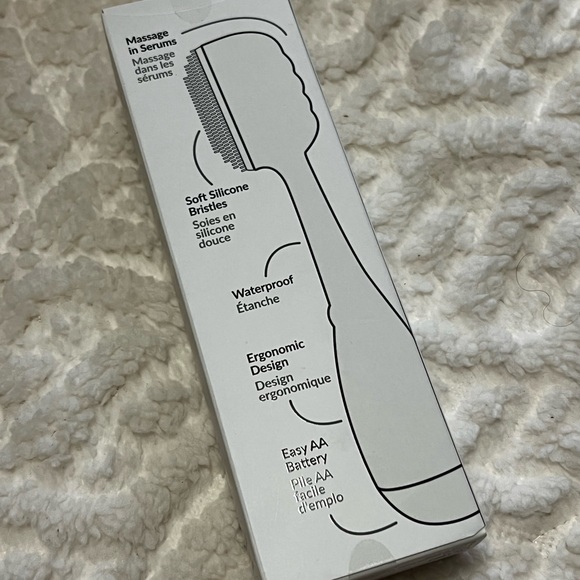 PMD Clean Smart Facial Cleansing Device - Picture 5 of 6